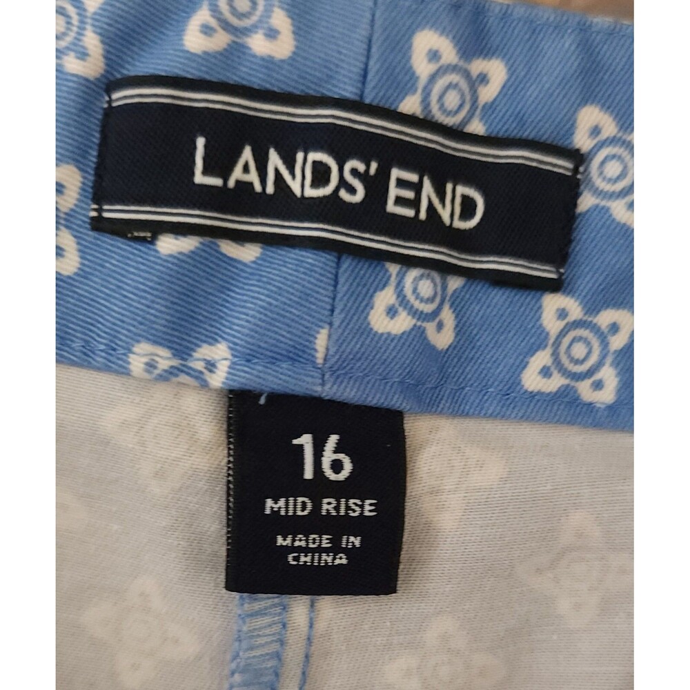 Lands' End Women's Shorts Size 16 Blue Mid Rise Cotton Floral Flat Front - Picture 4 of 6